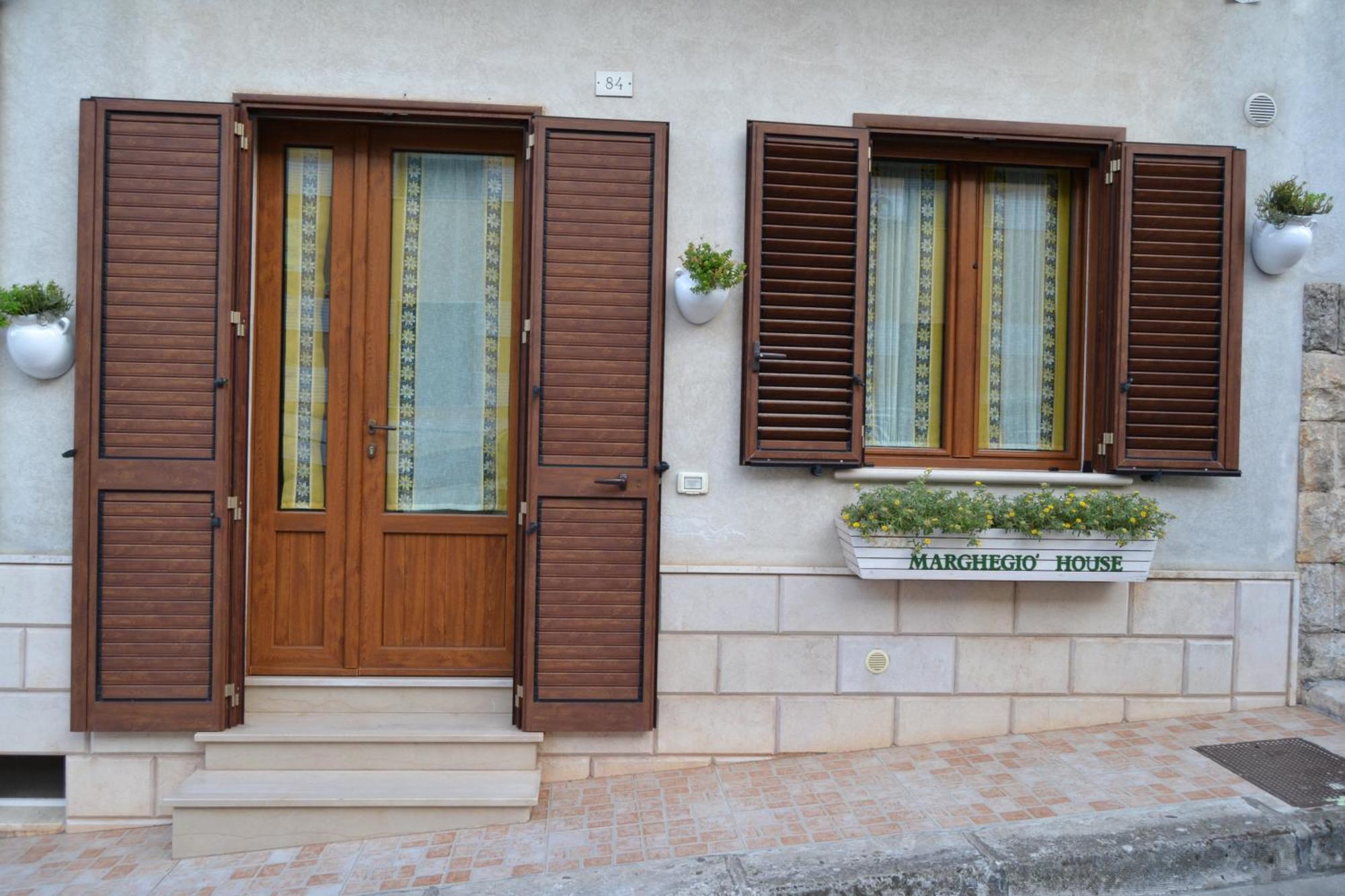 Marghegio' House Apartment Челие Месапика Екстериор снимка