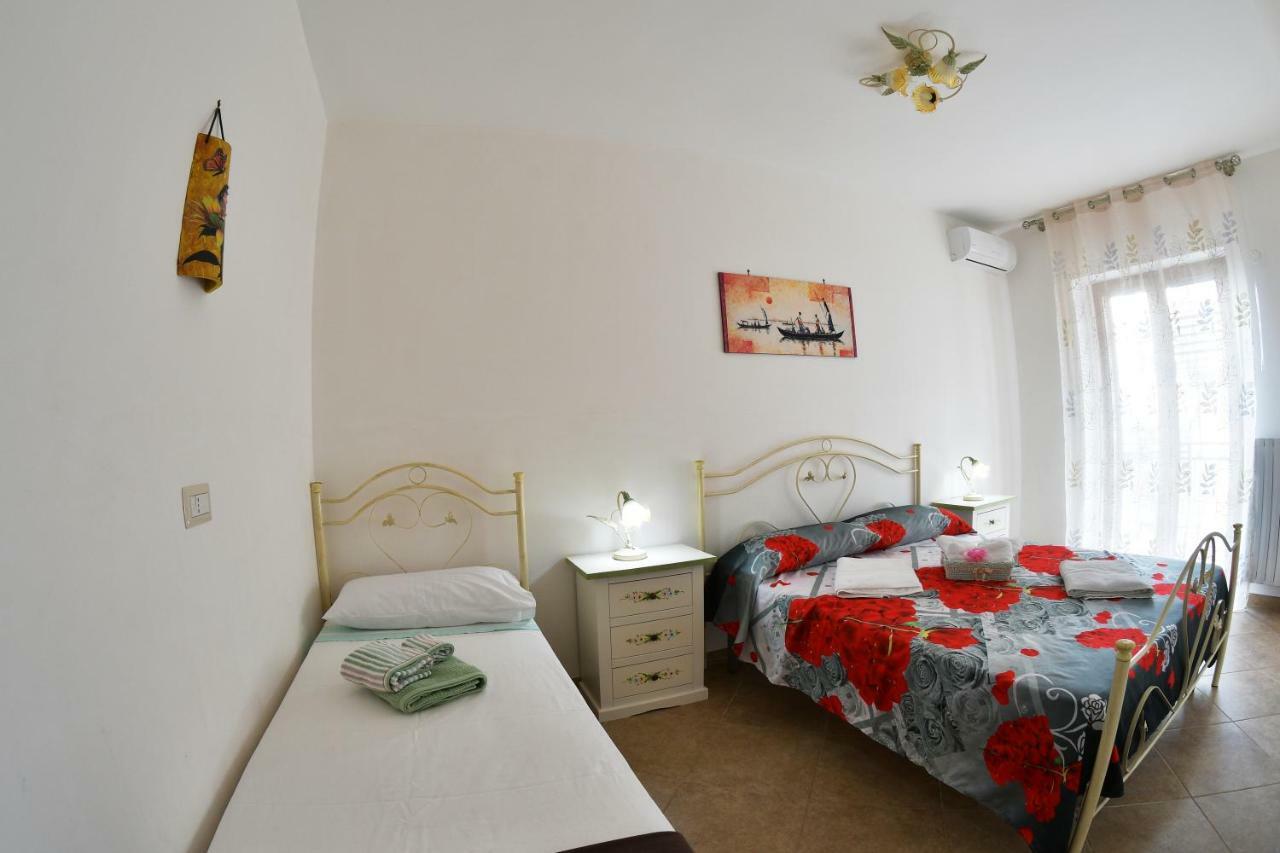 Marghegio' House Apartment Челие Месапика Екстериор снимка