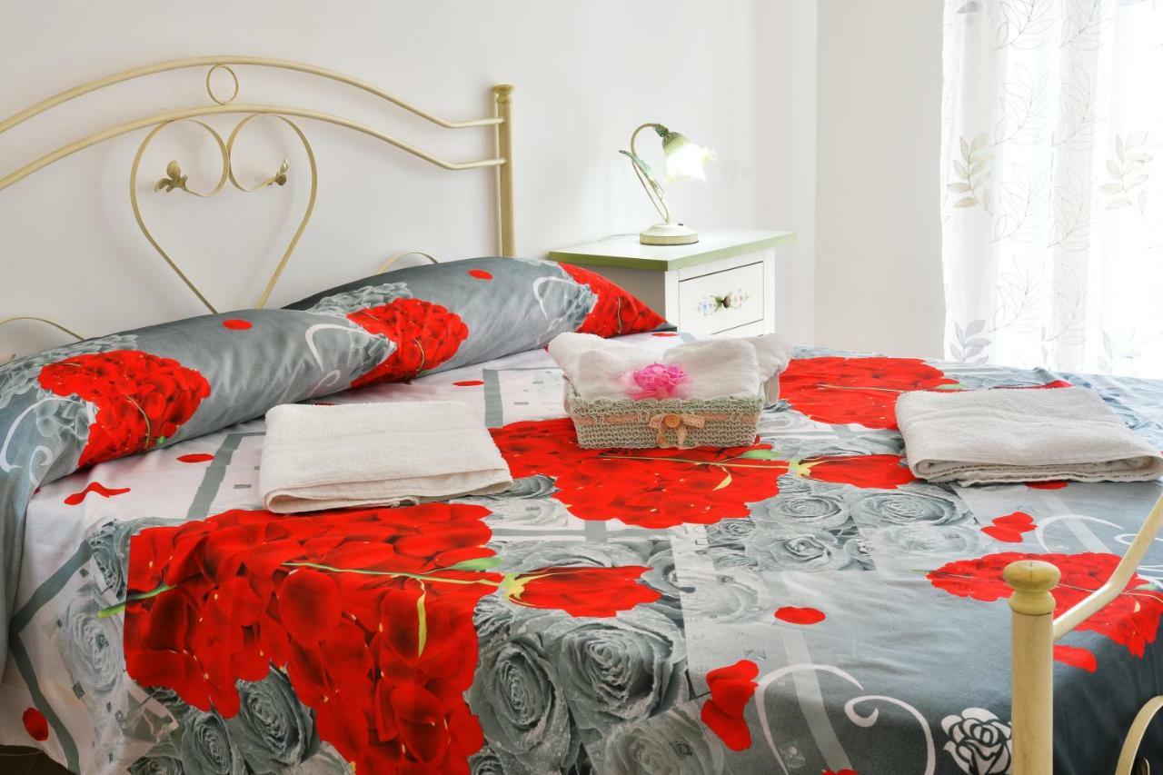 Marghegio' House Apartment Челие Месапика Екстериор снимка
